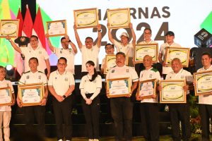 Meriah, Insan Olahraga Jatim Terima Penghargaan di Puncak HAORNAS 2024