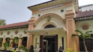 Kejagung Tangkap 3 Hakim, Sekretaris PN Surabaya: Hari Ini Tidak Masuk Kerja