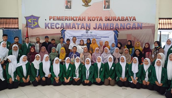 Marak Lansia Alami Tekanan Darah Tinggi dan Diabetes di Surabaya, Kesehatan Keluarga Menjadi Fokus Edukasi Mahasiswa