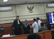 Perintah Kajagung Diabaikan! Kepala Desa Sidokelar dan Ketua BPD Jalani Sidang di Tipikor Terkait Dugaan Korupsi CSR