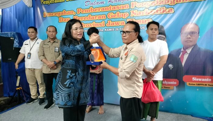 Lawan Narkoba!      LRPPN-BI Surabaya Terima Bantuan dari Dirjen Polpum Kemendagri