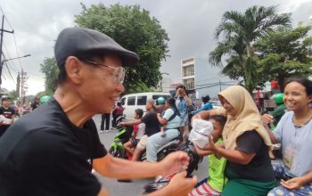 Bagi Takjil di Hari Musik Nasional, Sahabat Indonesia Satu Serukan Perdamaian Dunia Lewat Karya